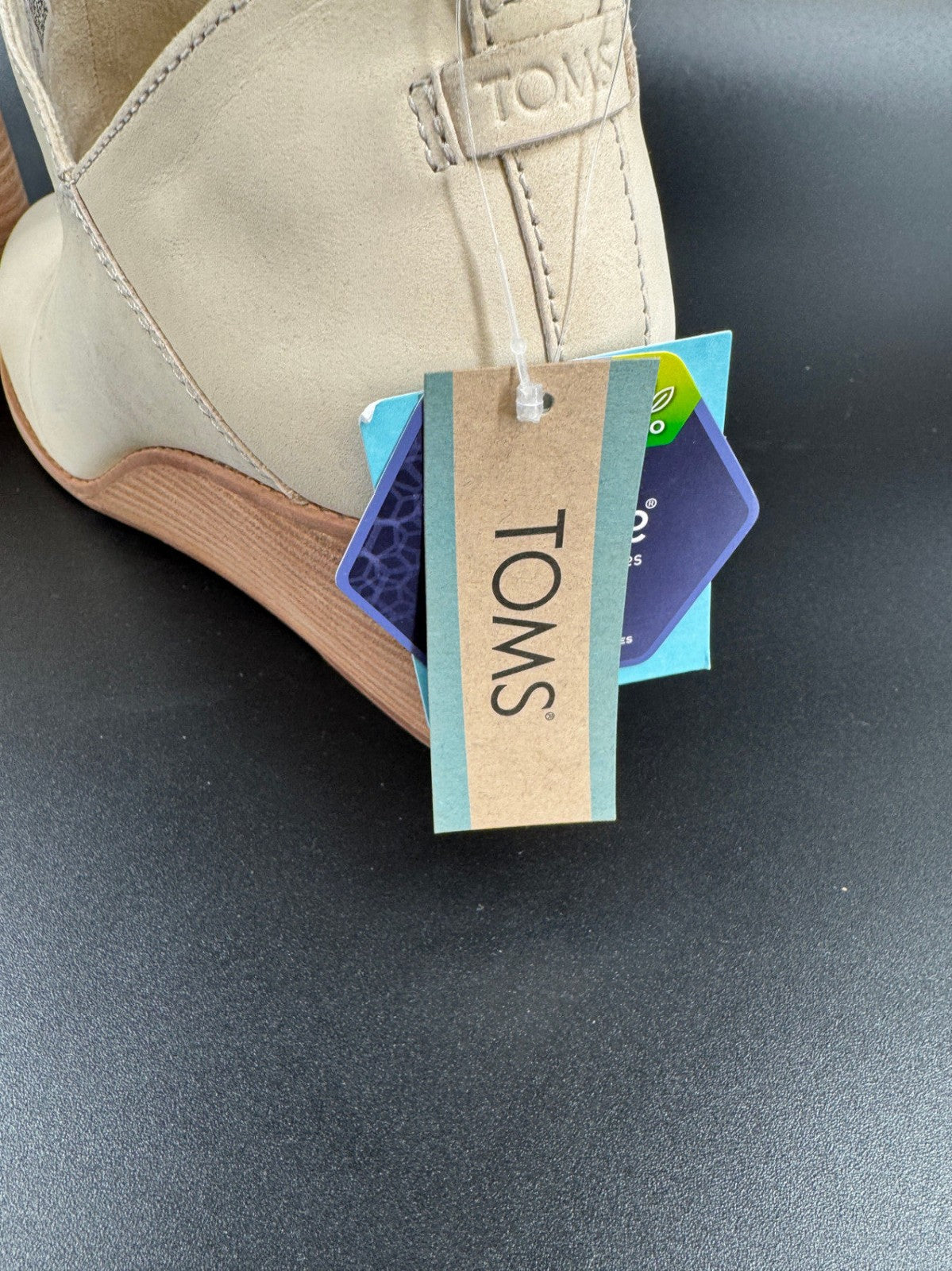 TOMS Womens Marta Ankle Boots Booties Size 10 Beige Leather Wedge Heel w/Stains