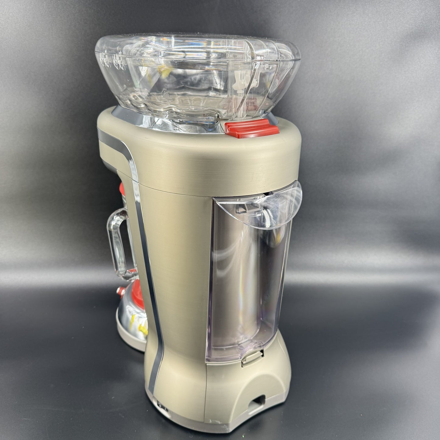 Margaritaville Fiji Frozen Concoction Maker DM2000 Blender With Travel Bag