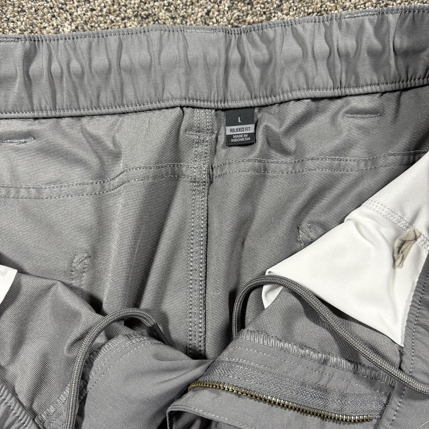 Carhartt Mens Work Shorts Size L Gray Relaxed Fit Stretch Elastic Waist Stained