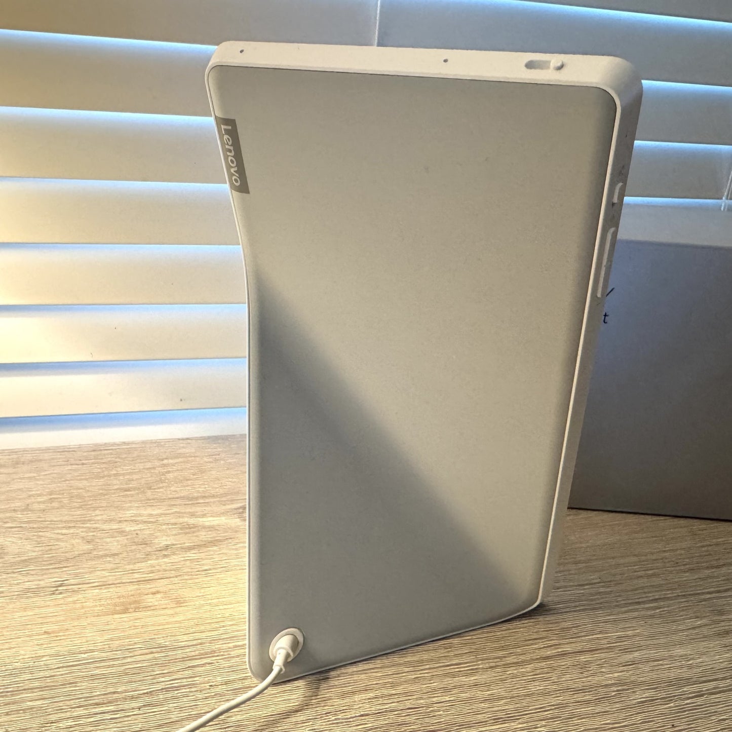 Lenovo Smart Display SD-8501F Google Assistant Smart Home Hub Touchscreen