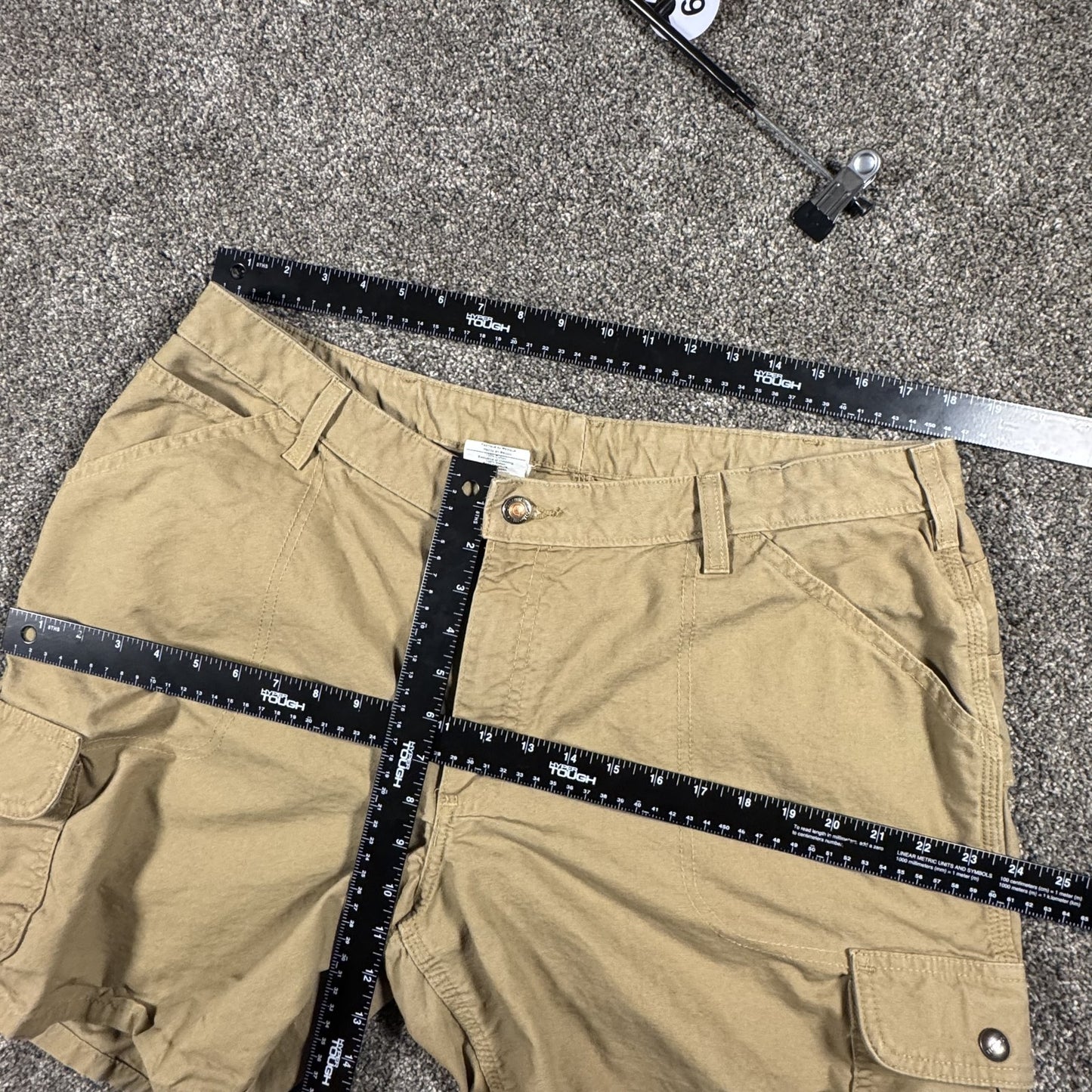 Carhartt Womens Cargo Shorts Size 18 Tan Khaki Cotton Utility