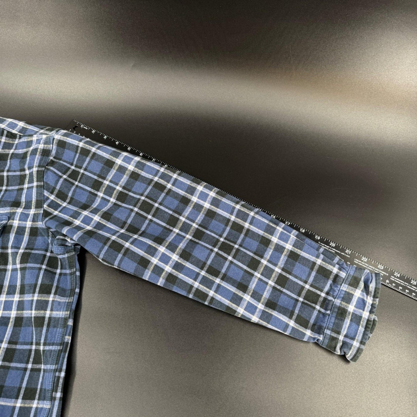 Carhartt Mens Flannel Shirt XL Blue Plaid Button Up Long Sleeve Cotton