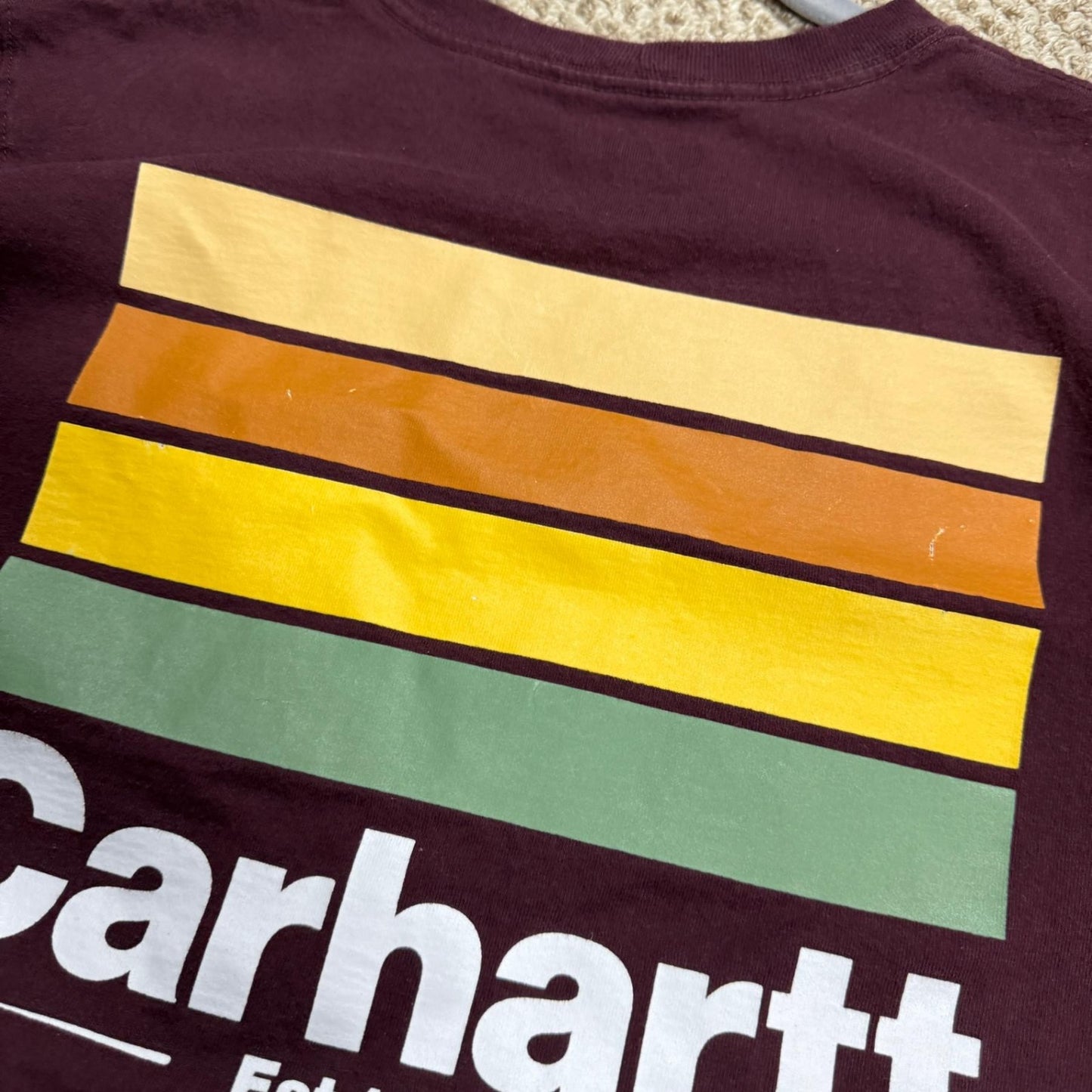 Carhartt Mens T-Shirt Relaxed Fit Size S Maroon Back Graphic Pocket Workwear