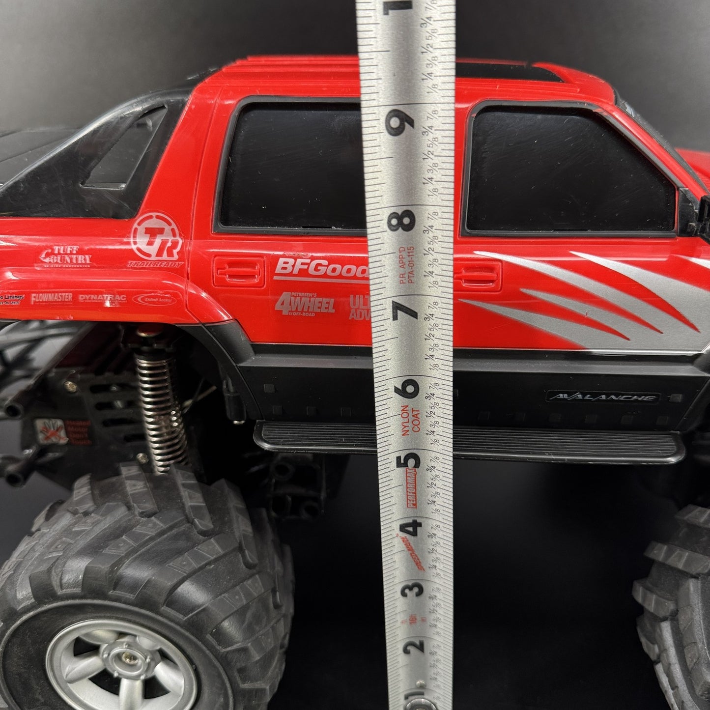 Radio Shack Avalanche RC Truck Remote Radio Control 4x4 Red 1/10 TESTED