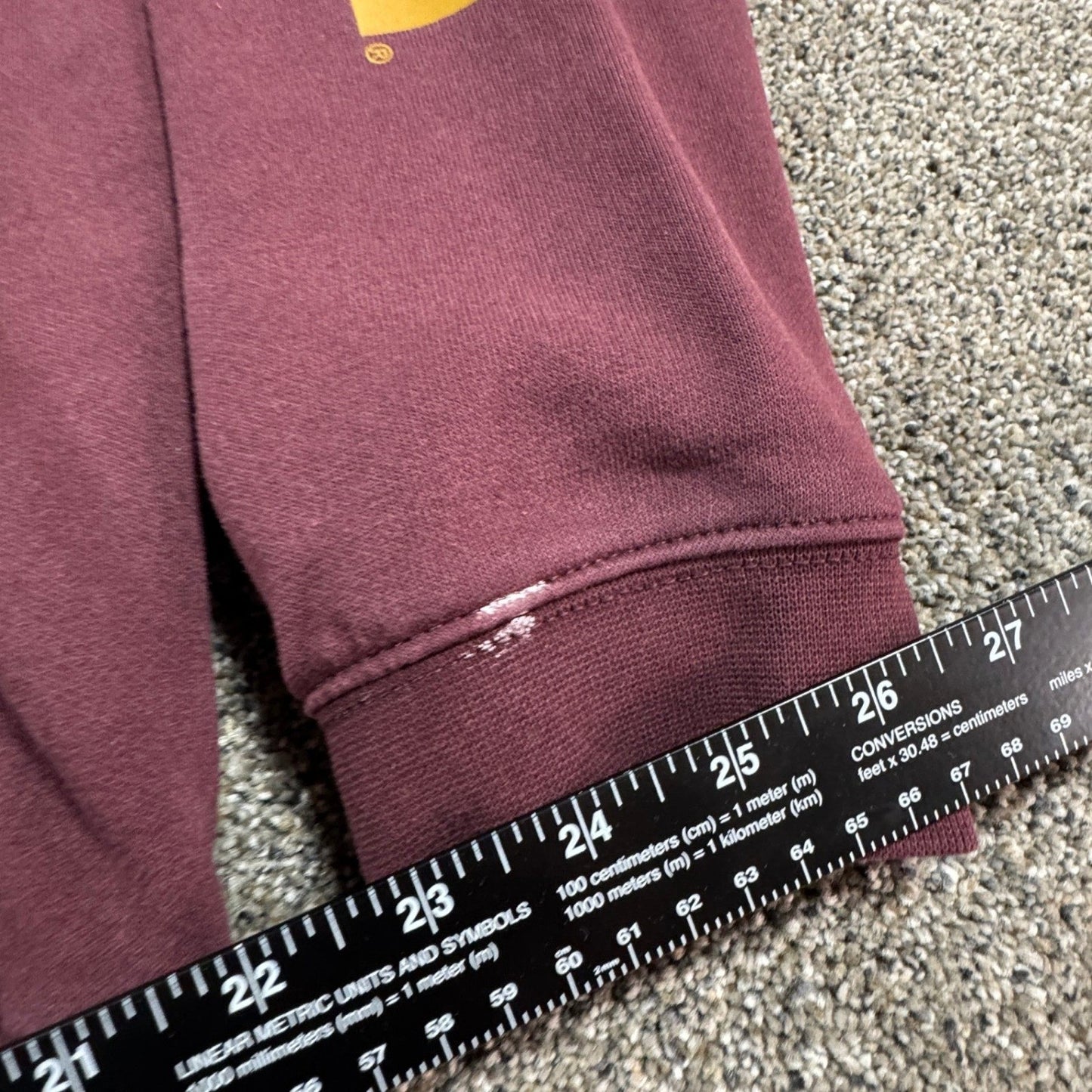 Carhartt Mens Hoodie Sweatshirt M Maroon K288 Distressed Stained Spellout