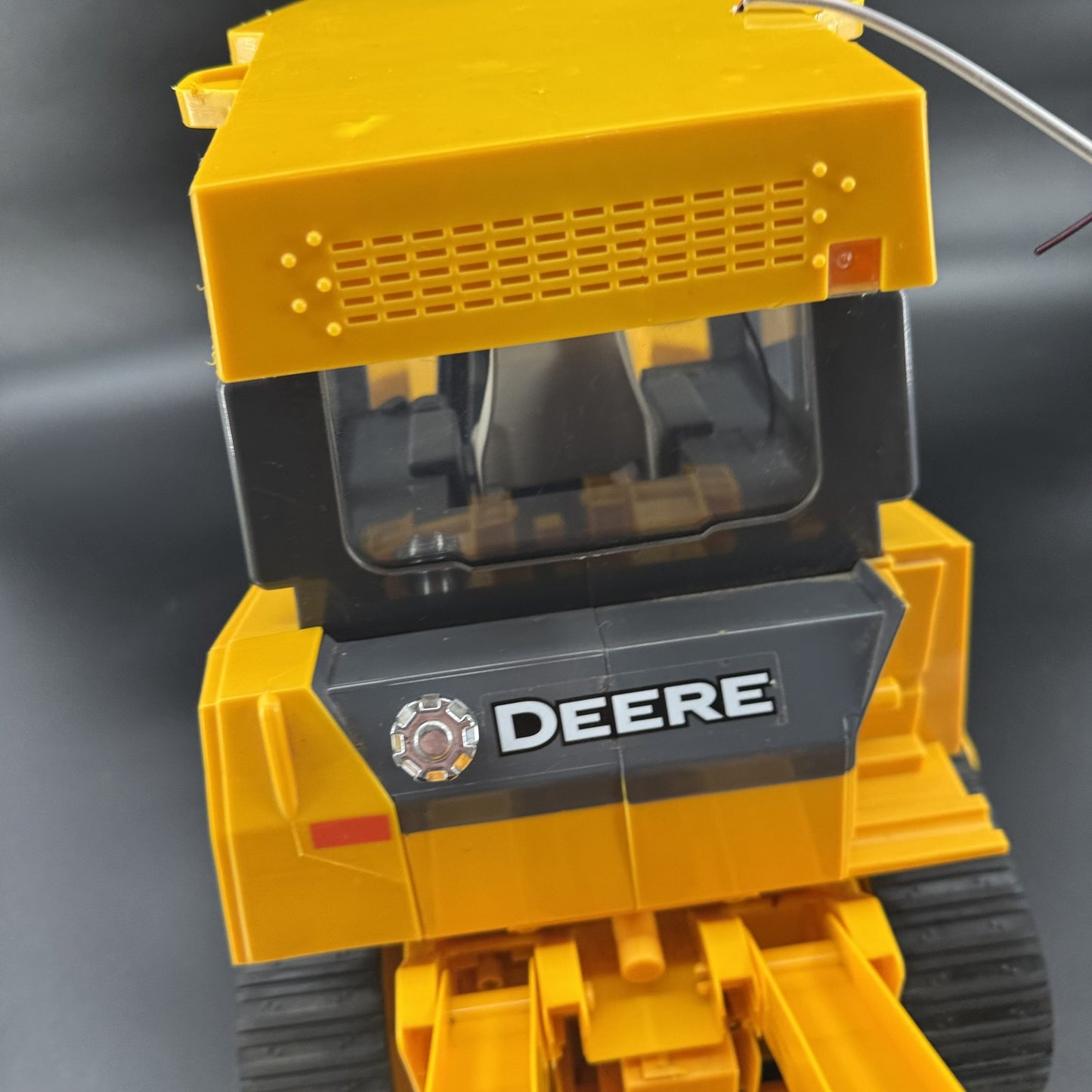 John Deere 850J Bulldozer RC Radio Control Large Scale 31" ERTL - NO REMOTE