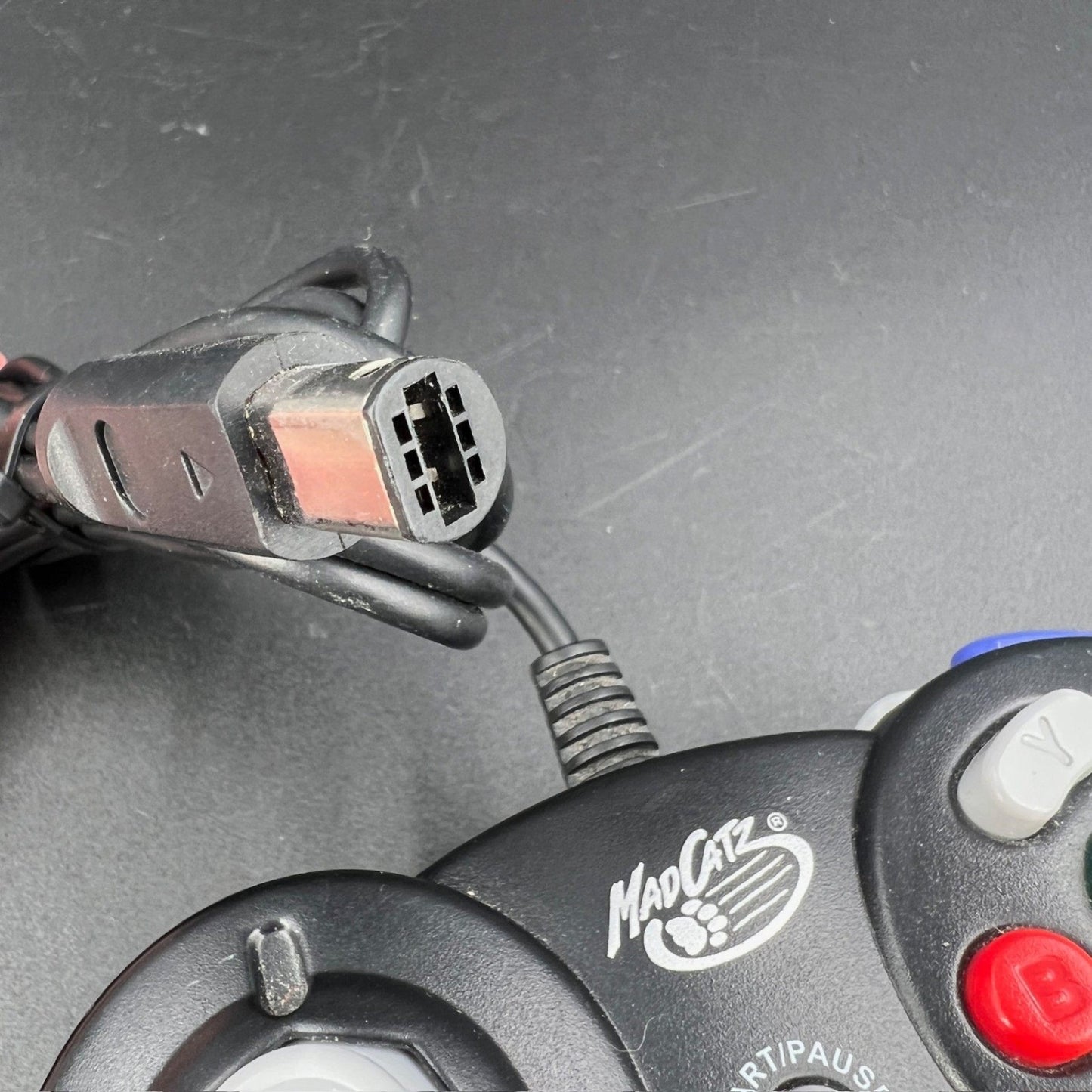 Mad Catz Nintendo GameCube Controller Wired Gamepad Black Video UNTESTED