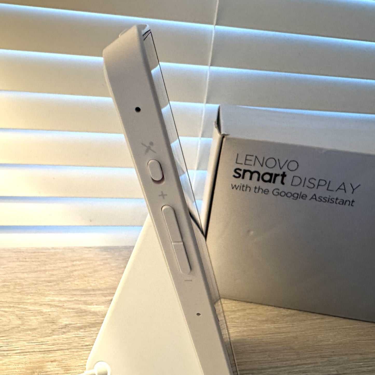 Lenovo Smart Display SD-8501F Google Assistant Smart Home Hub Touchscreen