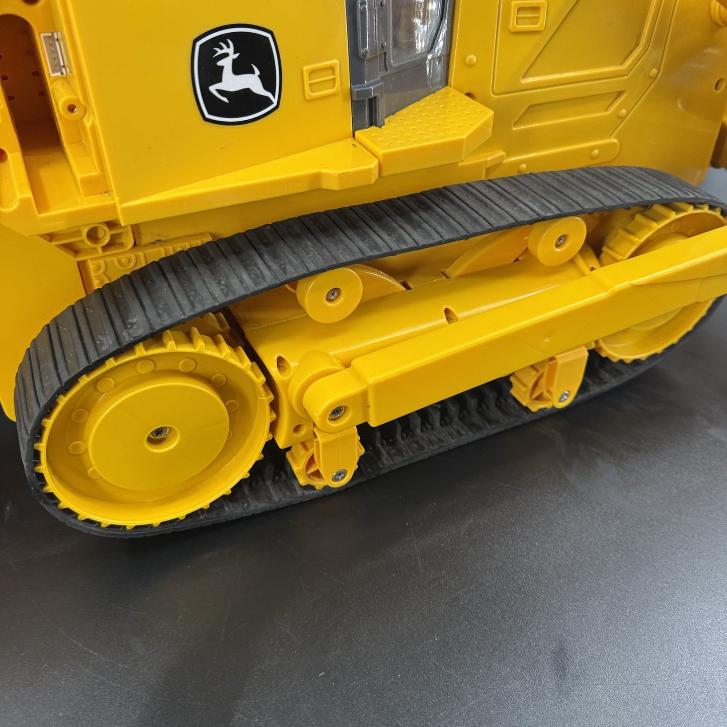 John Deere 850J Bulldozer RC Radio Control Large Scale 31" ERTL - NO REMOTE