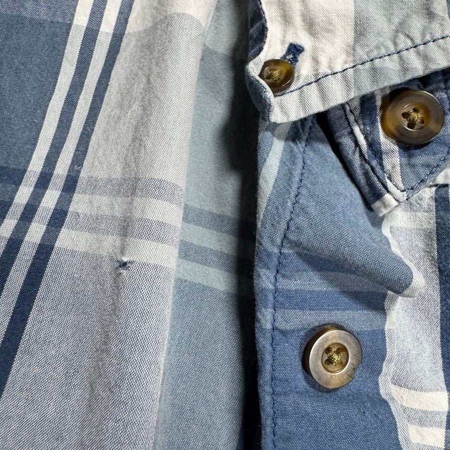 Carhartt Mens Short Sleeve Button Down Shirt L Blue White Plaid Workwear w/Flaws