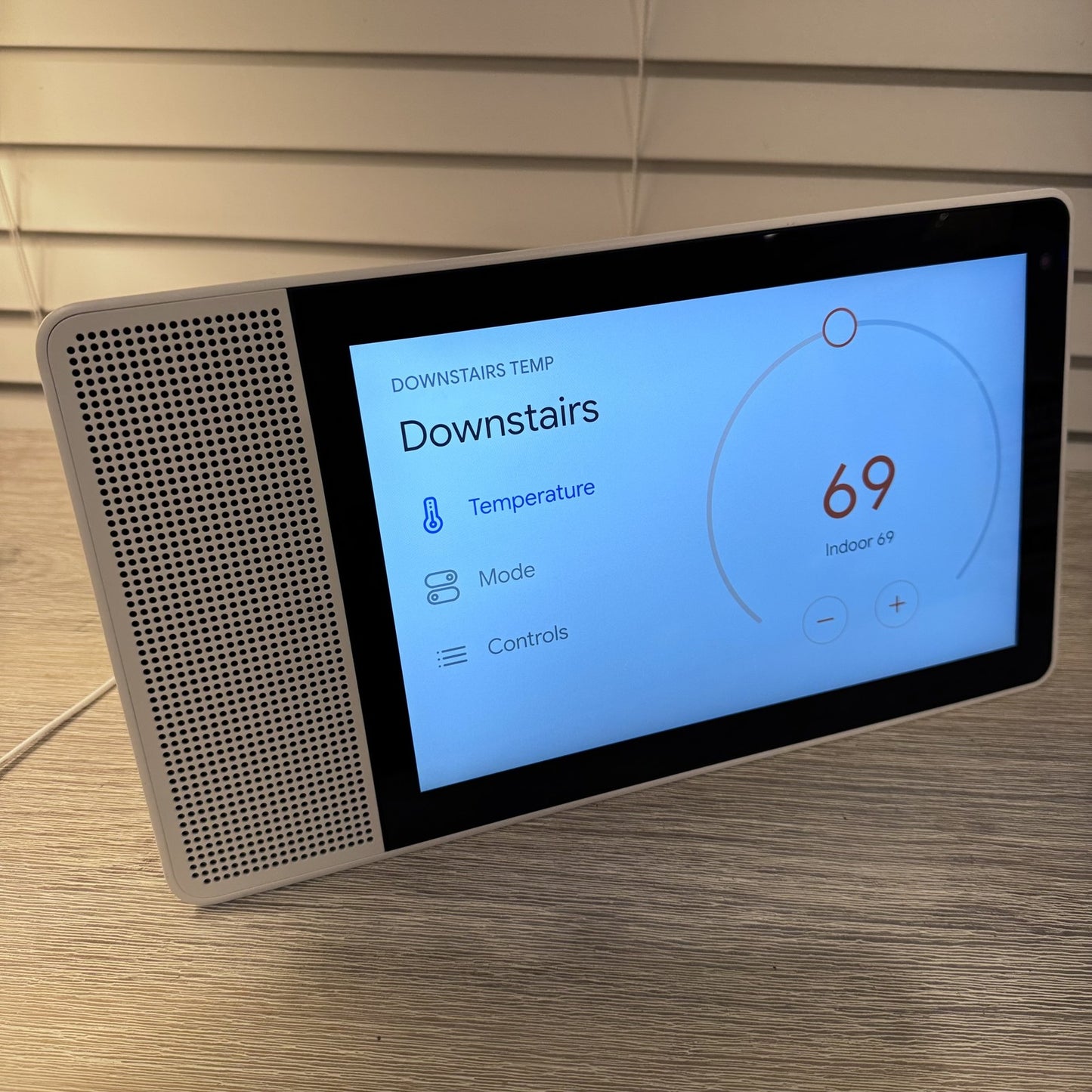 Lenovo Smart Display 10 Inch Google Assistant Bamboo Smart Home Hub SD-X701B