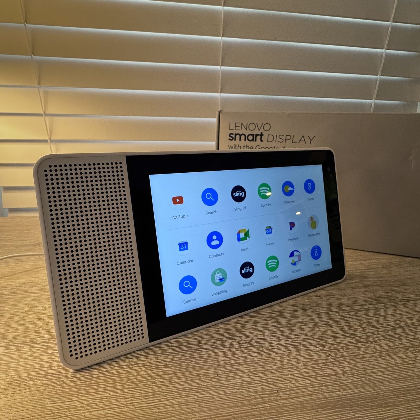Lenovo Smart Display SD-8501F Google Assistant Smart Home Hub Touchscreen