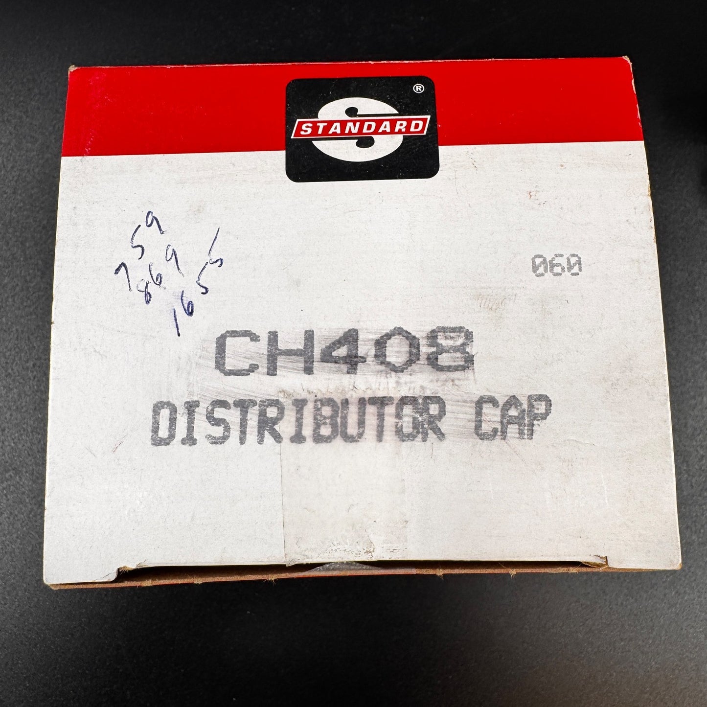 Standard Motor Products DISTRIBUTOR CAP CH-408 NOS CH408