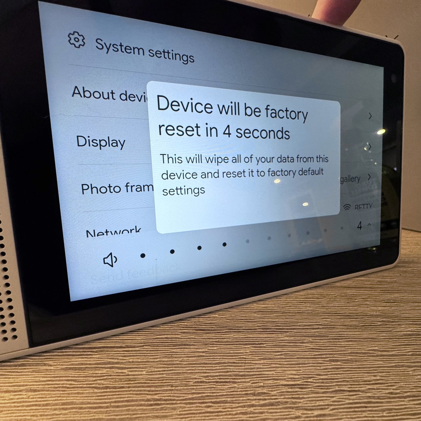 Lenovo Smart Display SD-8501F Google Assistant Smart Home Hub Touchscreen
