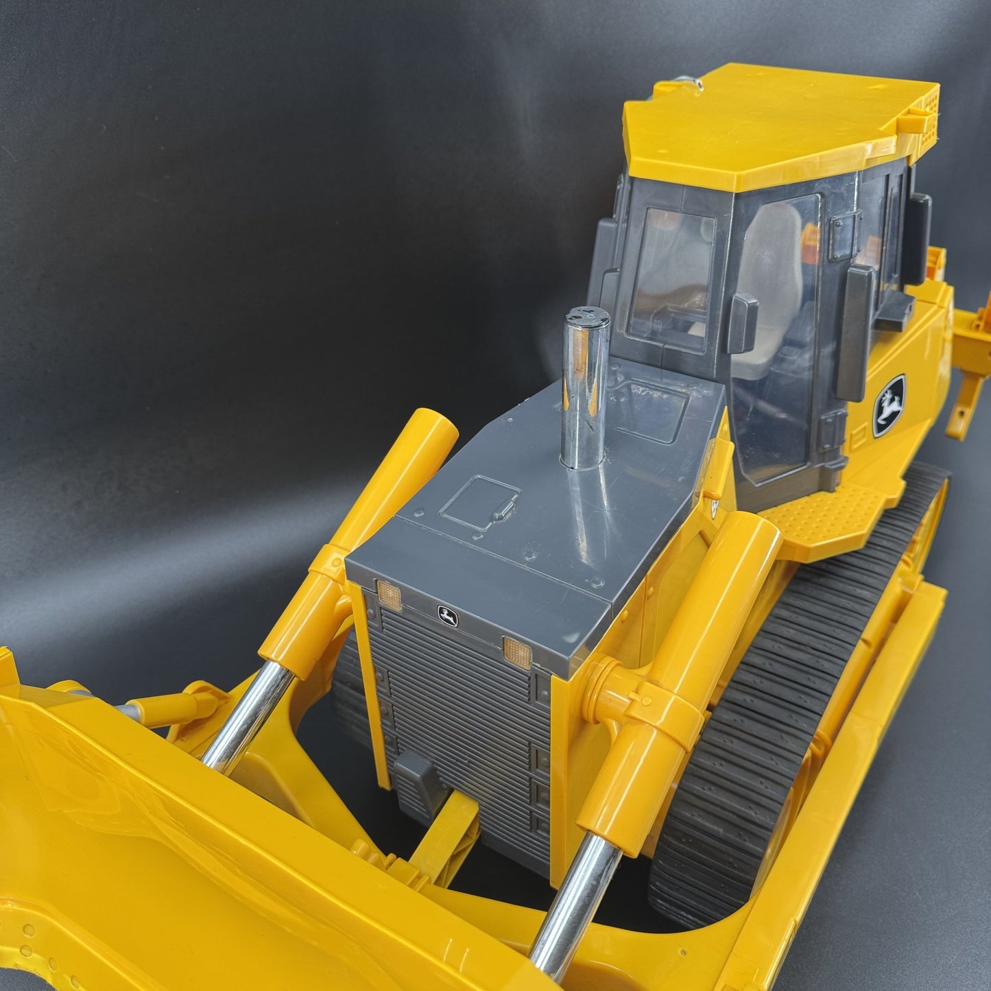 John Deere 850J Bulldozer RC Radio Control Large Scale 31" ERTL - NO REMOTE