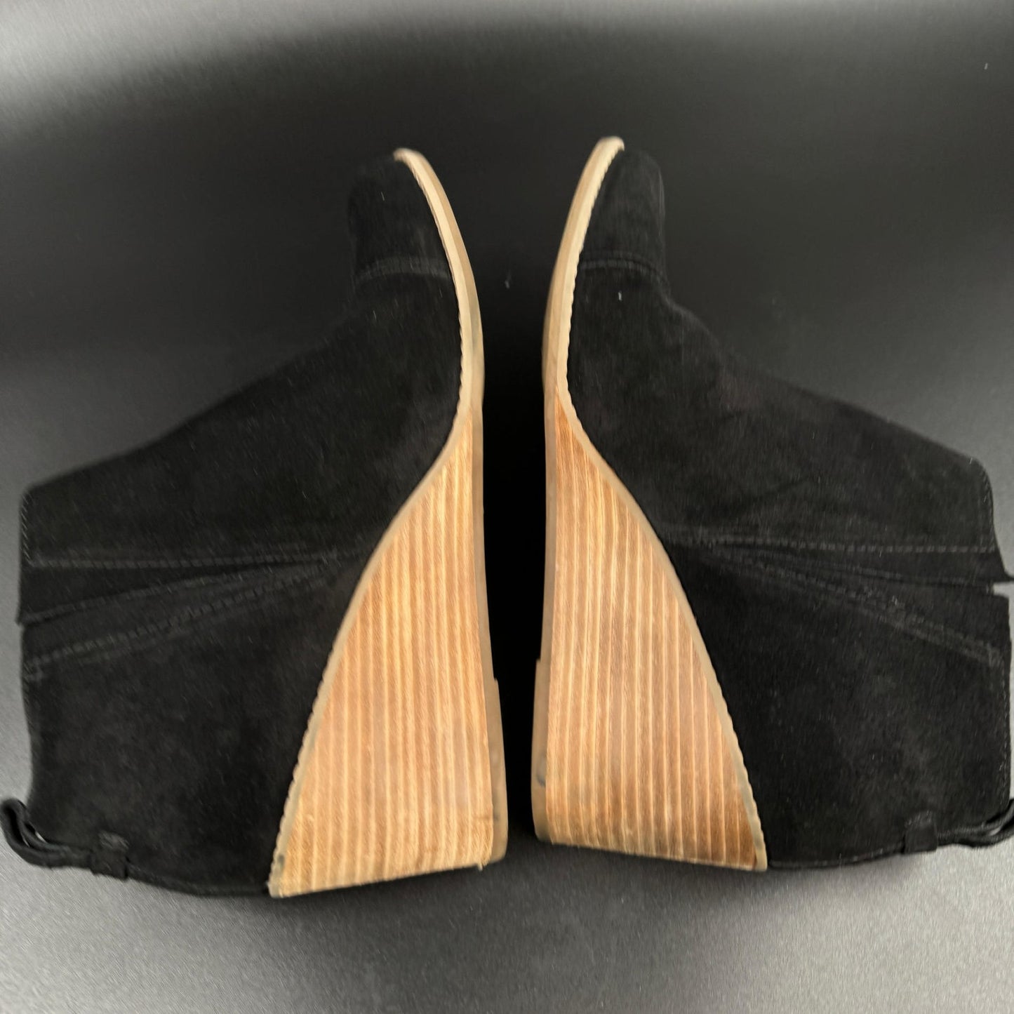 TOMS Womens Marta Wedge Ankle Boots Size 10 Black Suede Slip On Booties Shoes