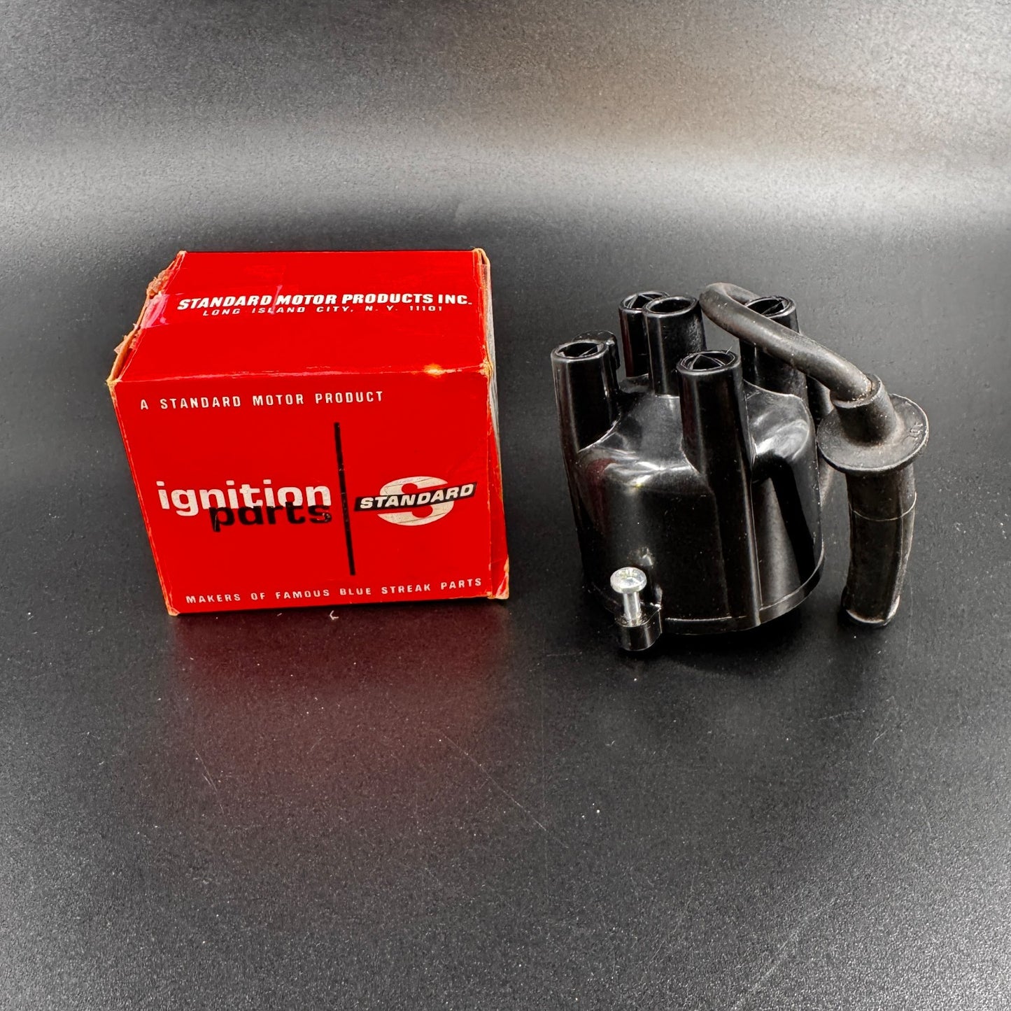 Standard Ignition Distributor Cap CH-405 CH405