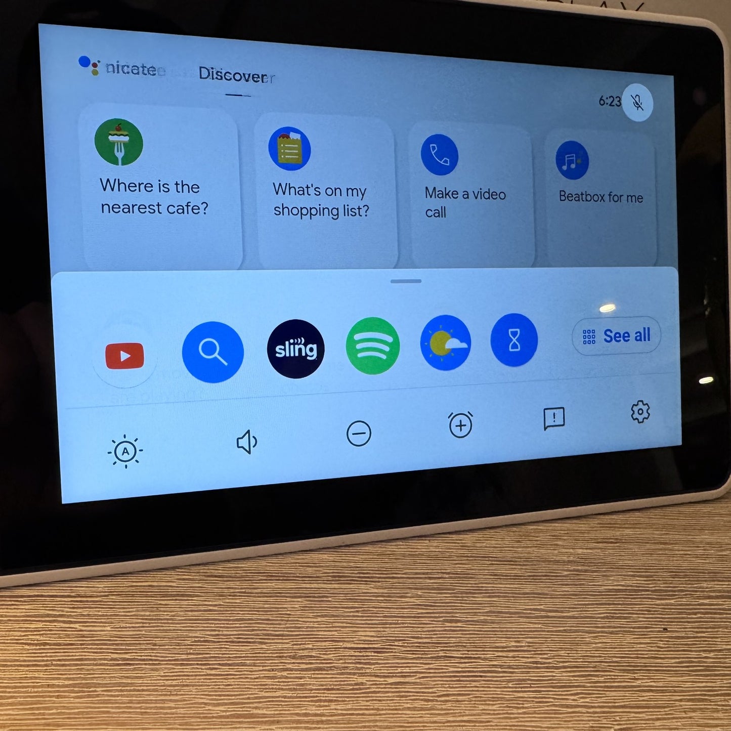 Lenovo Smart Display SD-8501F Google Assistant Smart Home Hub Touchscreen