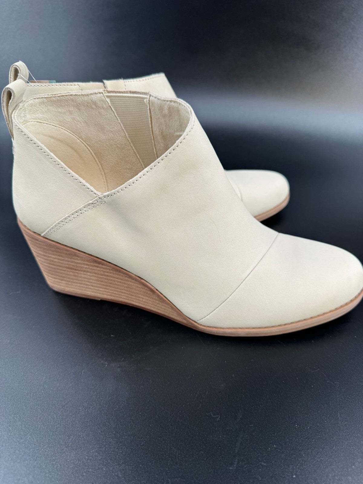 TOMS Womens Marta Ankle Boots Booties Size 10 Beige Leather Wedge Heel w/Stains