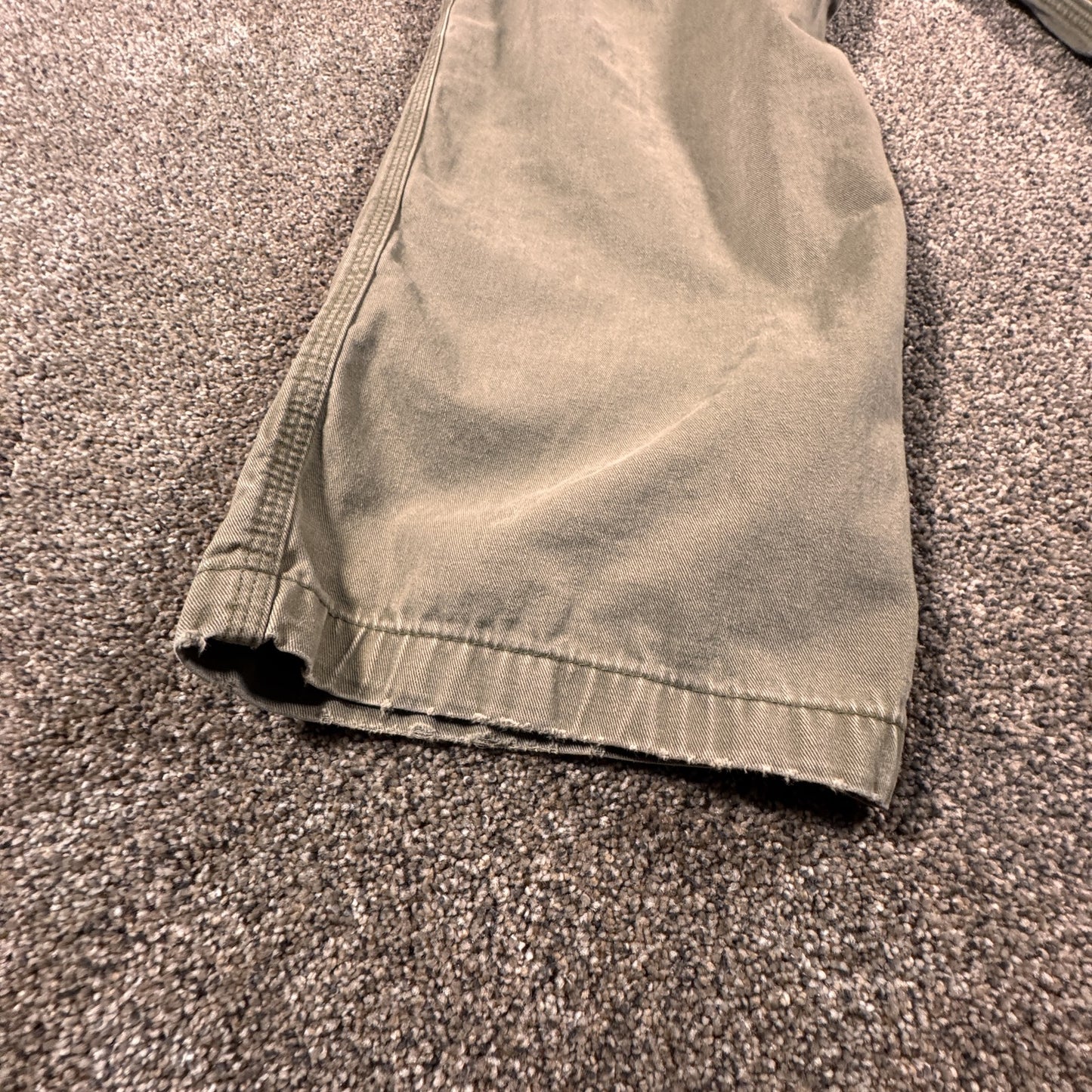Carhartt Mens B324 ARG Relaxed Fit Work Pants Size 44x30 Green Carpenter Cotton